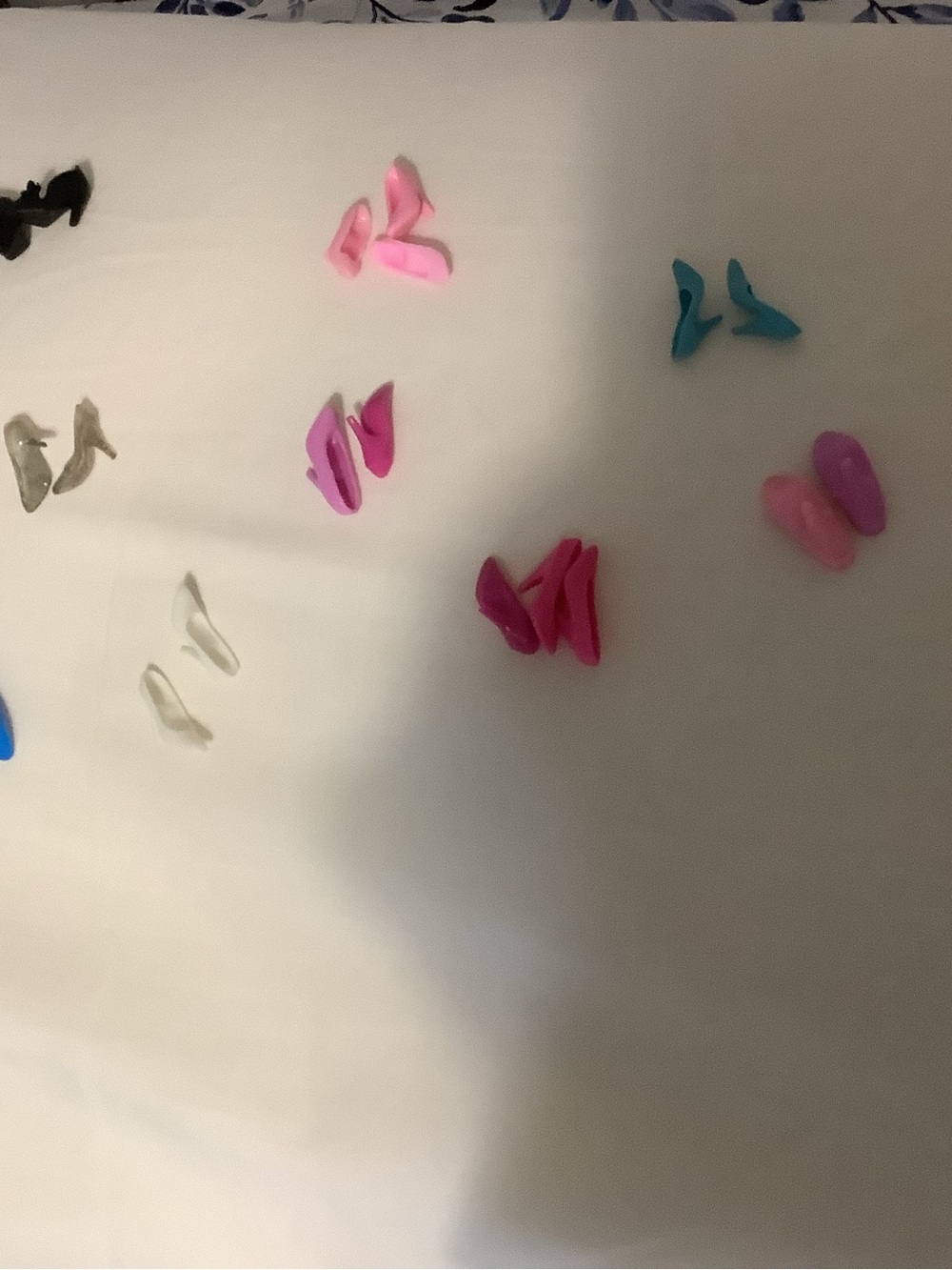 Vintage Barbie shoe bundle,